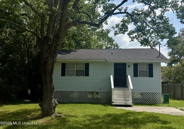 Photo 1 of Single family home for sale at 2306 Lewis Ave, Pascagoula, MS 39567 | MLS# 4161012 | Listing updated on 2026-08-31