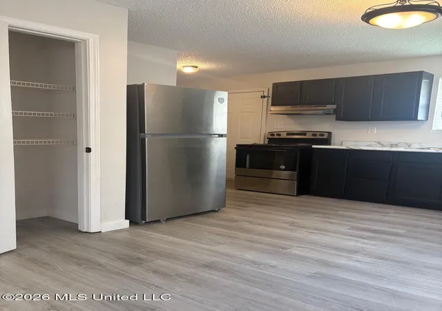 Photo 4 of Single family home for sale at 2306 Lewis Ave, Pascagoula, MS 39567 | MLS# 4161012 | Listing updated on 2026-08-31