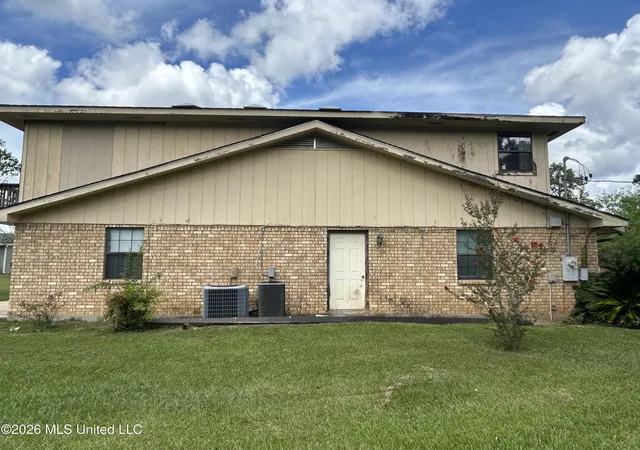 Photo 2 of Single family home for sale at 123 Peninsula Dr, Carriere, MS 39426 | MLS# 4160990 | Listing updated on 2026-08-31