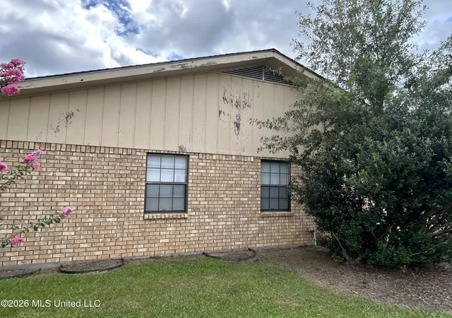 Photo 3 of Single family home for sale at 123 Peninsula Dr, Carriere, MS 39426 | MLS# 4160990 | Listing updated on 2026-08-31