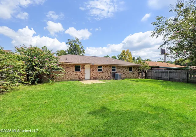 3rd image of 602 Temple Dr, Gulfport, MS 39503 | MLS# 4161042
