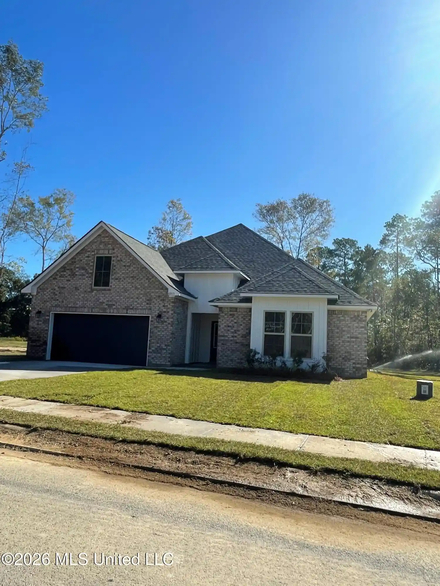 Photo 1 of Sale Pending at 6915 Rolling Green Dr, Pass Christian, MS 39571 | MLS# 4161325 | Listing updated on 2026-10-20