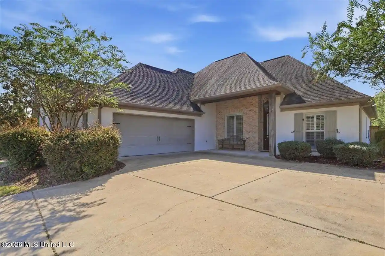 Single family home for sale at 106 Elizabeth Dr, Brandon, MS 39042 | MLS# 4163547