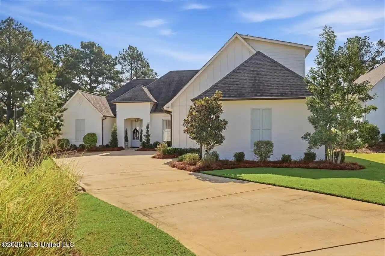 Single family home for sale at 148 Greenway Ln, Madison, MS 39110 | MLS# 4166997