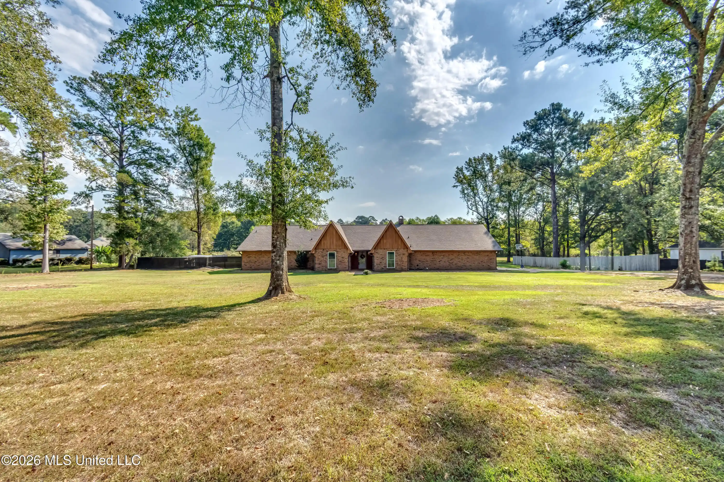 Photo 1 of Sale Pending at 559 N Springlake Cir, Terry, MS 39170 | MLS# 4165859 | Listing updated on 2026-10-26