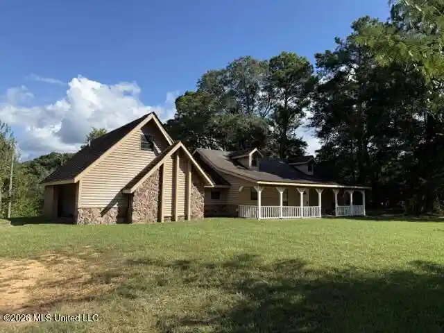 Photo 1 of Single family home for sale at 5072 S Highway 13, Morton, MS 39117 | MLS# 4163847 | Listing updated on 2026-10-16