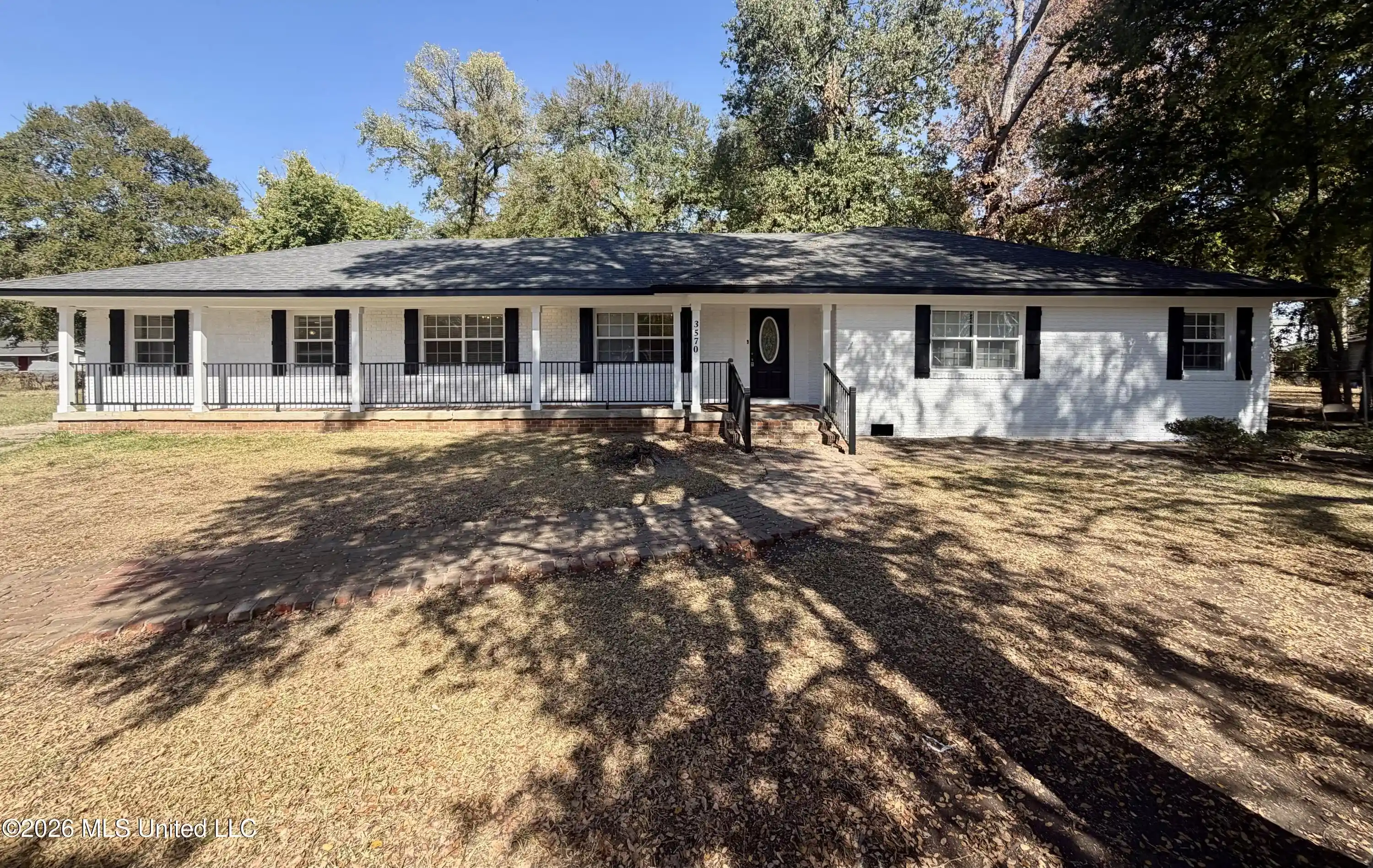 Photo 1 of Single family home for sale at 3570 Sherwood Dr, Greenville, MS 38703 | MLS# 4165149 | Listing updated on 2026-10-15