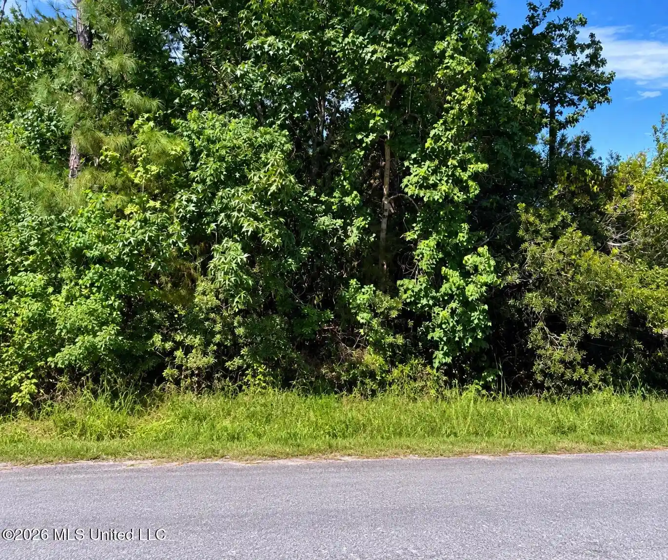 Photo 1 of Land for sale at 10033 Quail Way, Bay Saint Louis, MS 39520 | MLS# 4165798 | Listing updated on 2026-10-16