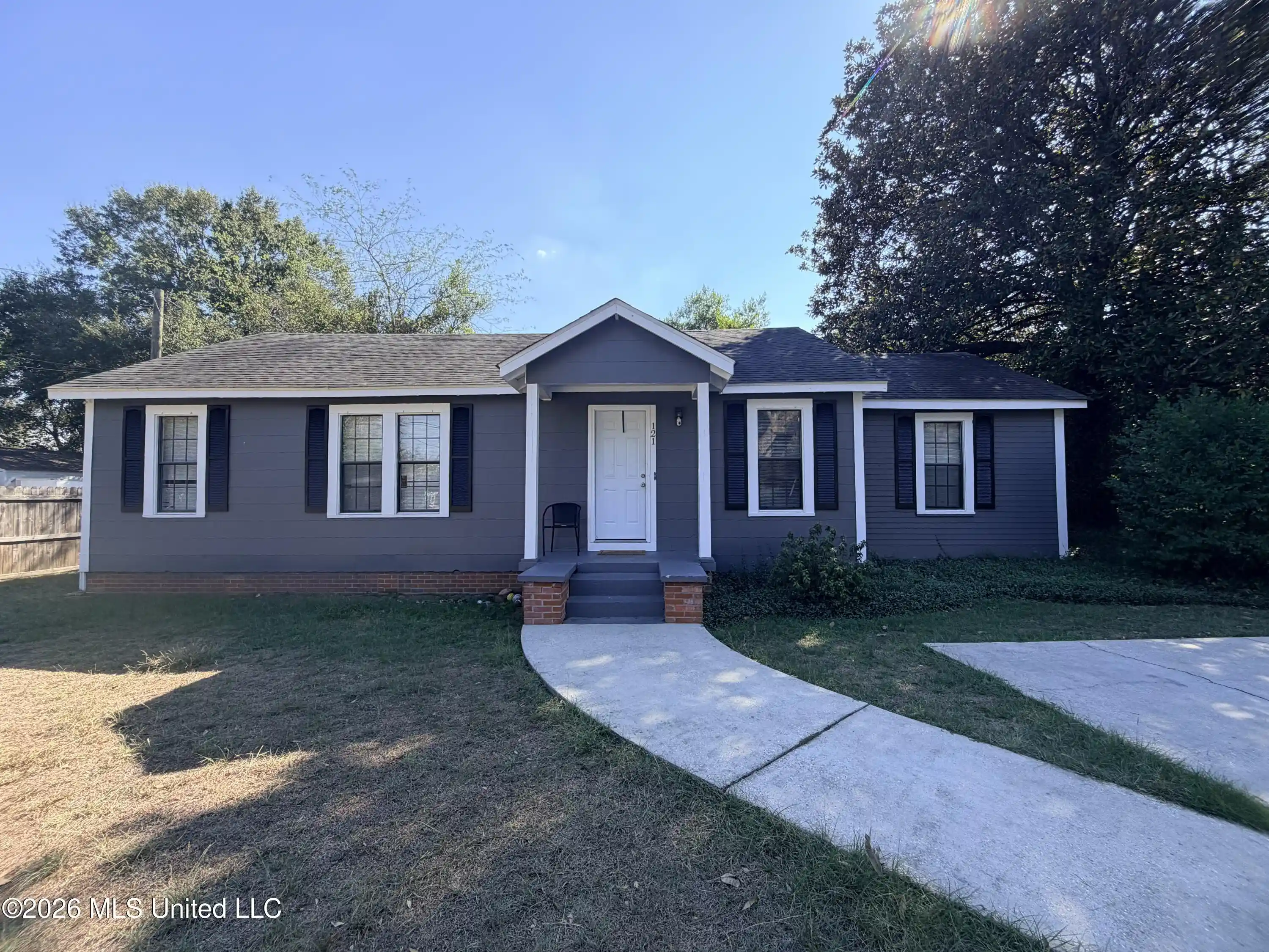 Photo 1 of Sale Pending at 121 W 4th Avenue, Petal, MS 39465 | MLS# 4165850 | Listing updated on 2026-10-23