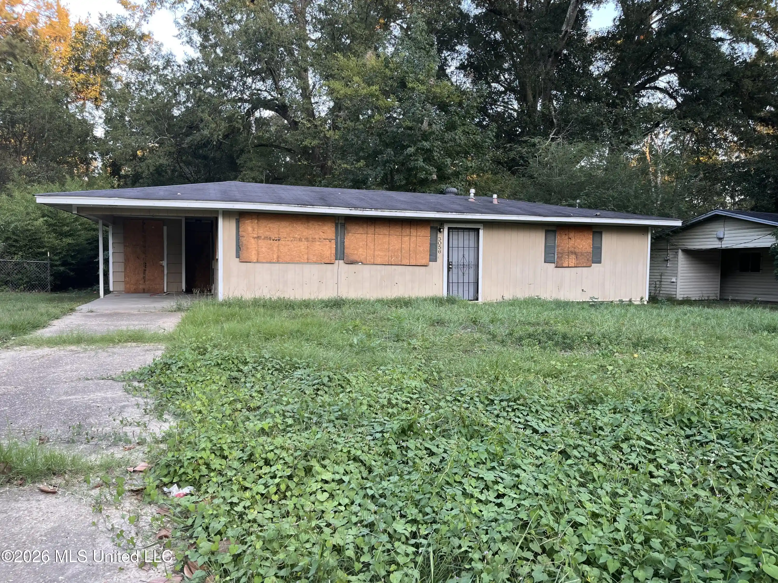 Photo 1 of Single family home for sale at 3056 Lakewood Dr, Jackson, MS 39212 | MLS# 4165694 | Listing updated on 2026-10-16