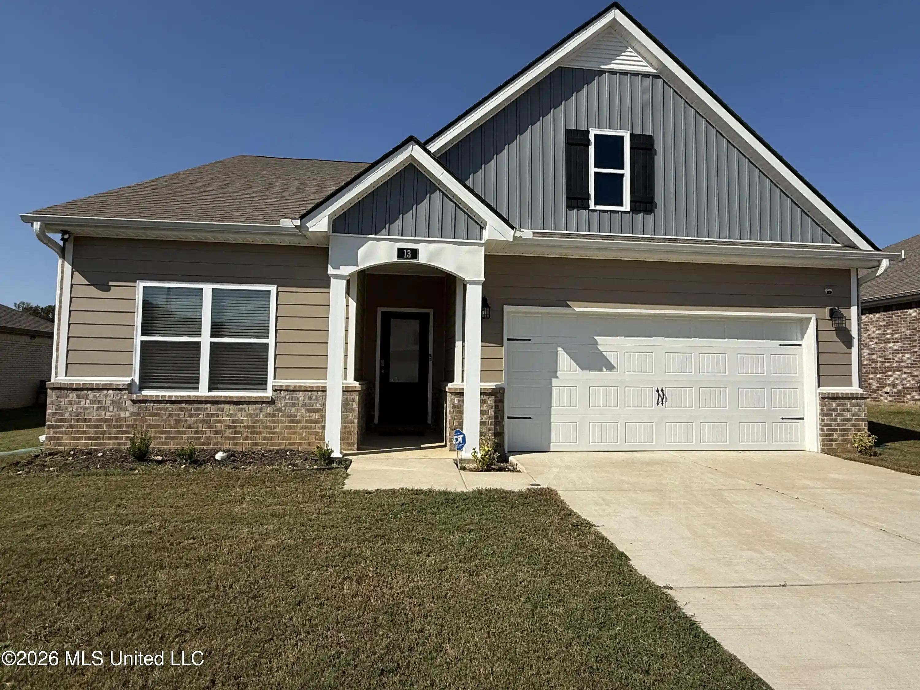 Single family home for sale at 13 Banks Blvd, Byhalia, MS 38611 | MLS# 4165704