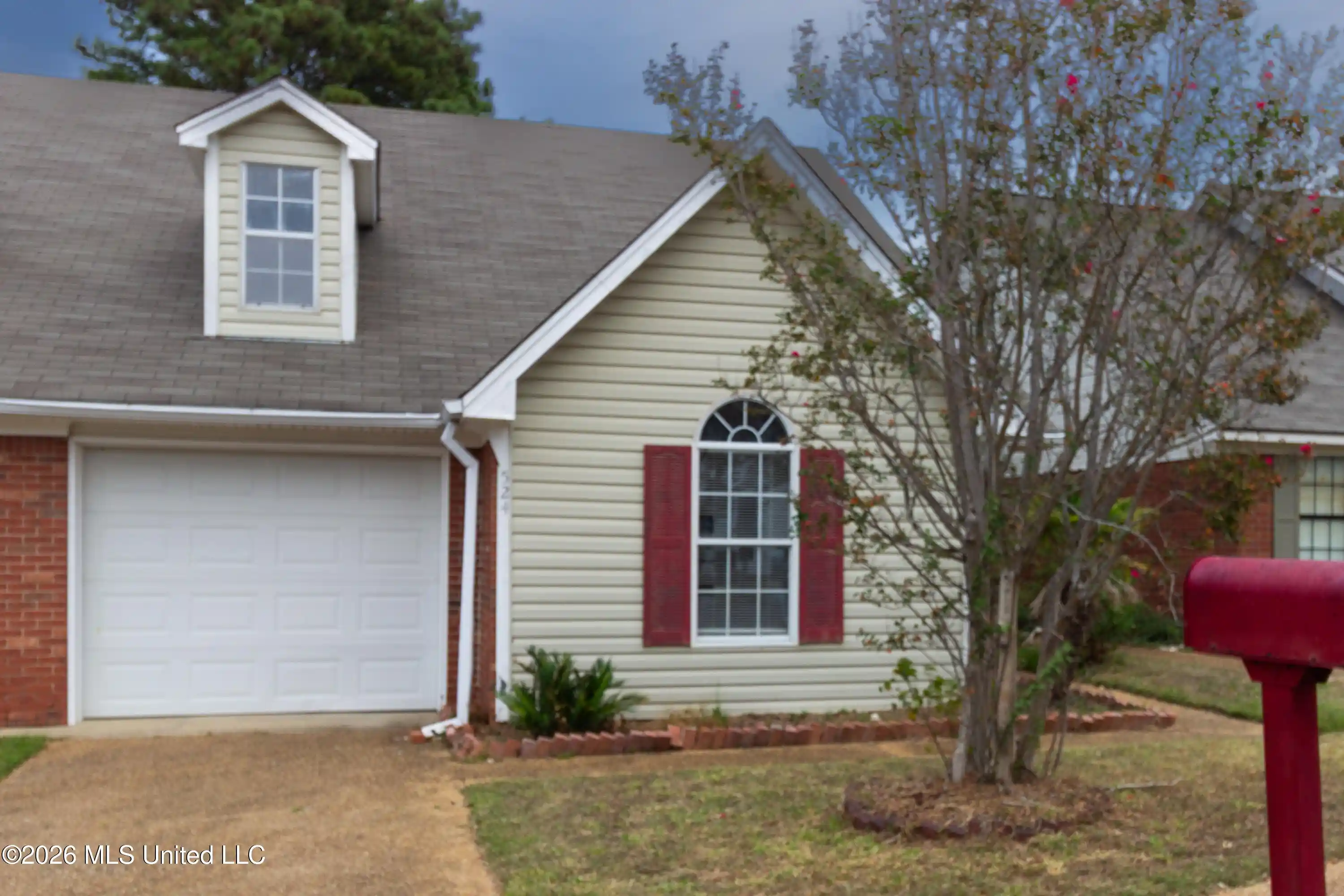 Photo 1 of Sale Pending at 524 Harbor Ridge Dr, Brandon, MS 39047 | MLS# 4165824 | Listing updated on 2026-10-19