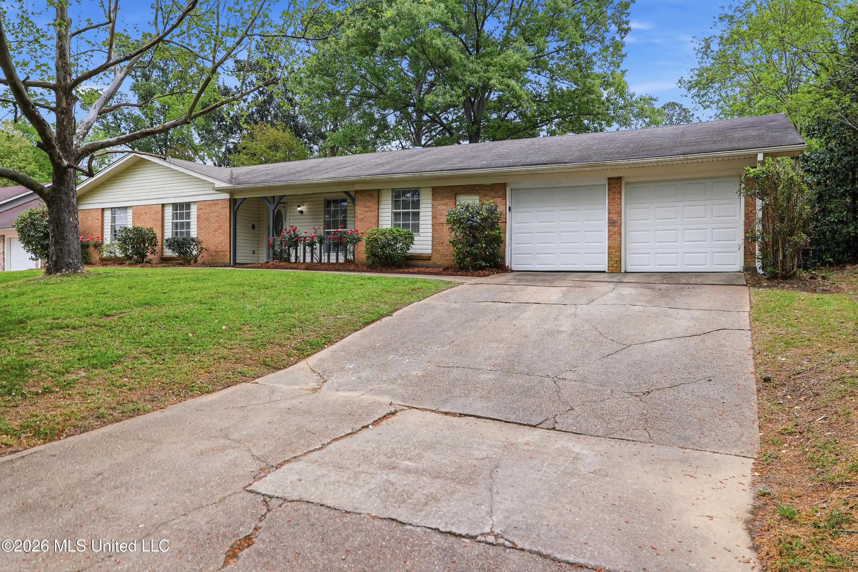 Photo 1 of Single family home for sale at 1206 Cliffdale Dr, Clinton, MS 39056 | MLS# 4165849 | Listing updated on 2026-10-17