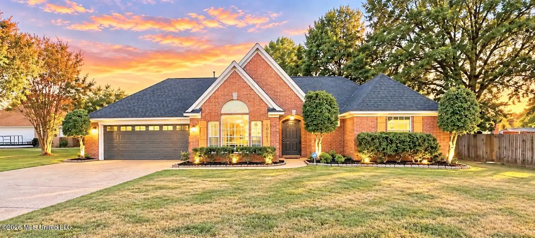 Photo 1 of Sale Pending at 10043 Fox Hunt Dr, Olive Branch, MS 38654 | MLS# 4165916 | Listing updated on 2026-10-22