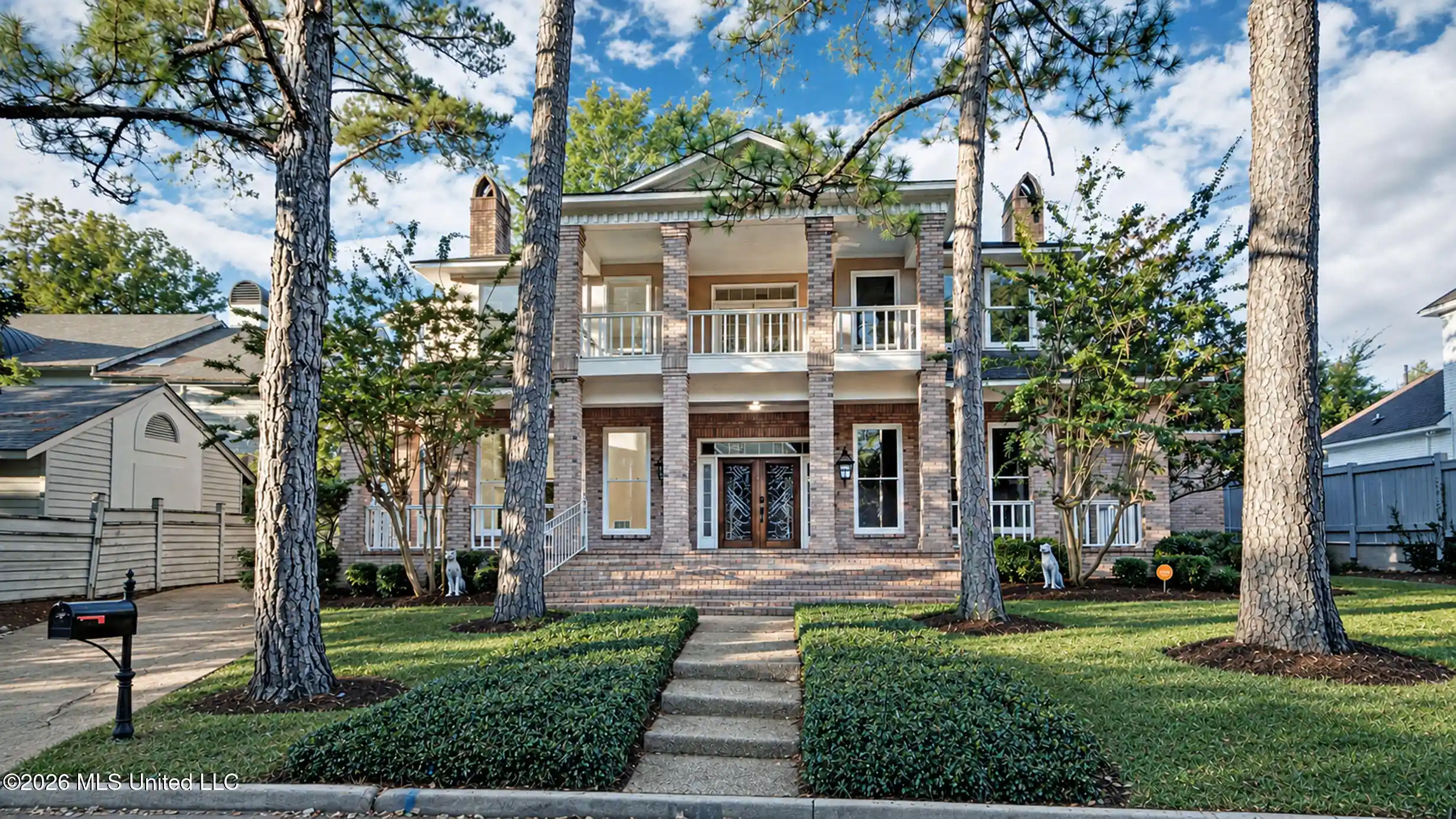 Photo 1 of Single family home for sale at 1415 Highland Park Dr, Jackson, MS 39211 | MLS# 4165904 | Listing updated on 2026-10-19