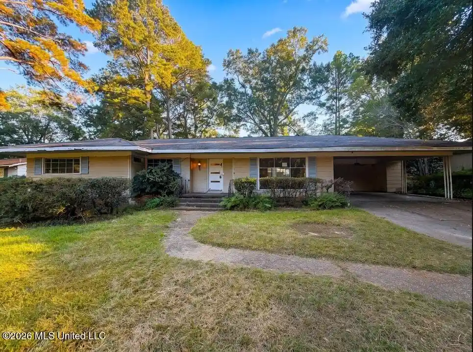 Photo 1 of Single family home for sale at 1061 Buckley Dr, Jackson, MS 39206 | MLS# 4165957 | Listing updated on 2026-10-19