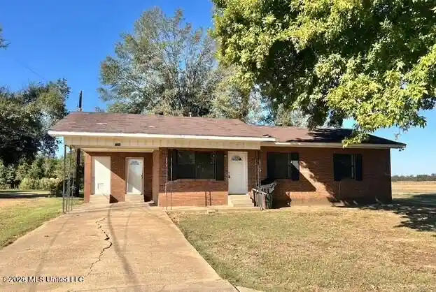 Single family home for sale at 7556 Highway 430 S, Greenwood, MS 38930 | MLS# 4165918