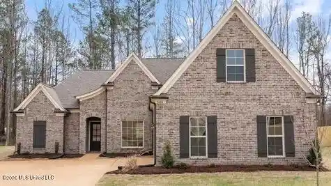 Single family home for sale at 2102 Legacy Ln, Hernando, MS 38632 | MLS# 4165956 | Listing updated on 2026-10-22