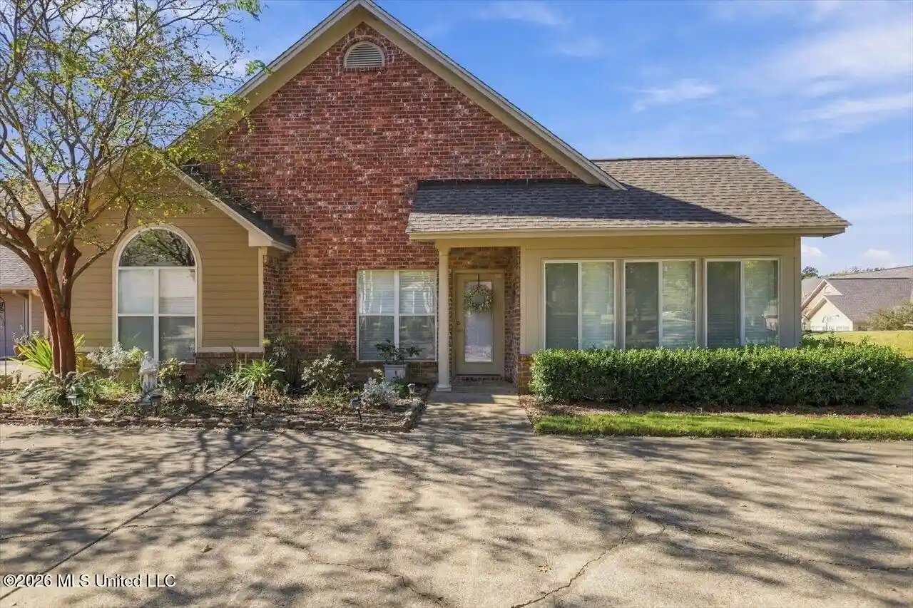 Photo 1 of Condo for sale at 1130 Independence Blvd, Flowood, MS 39232 | MLS# 4166030 | Listing updated on 2026-10-29