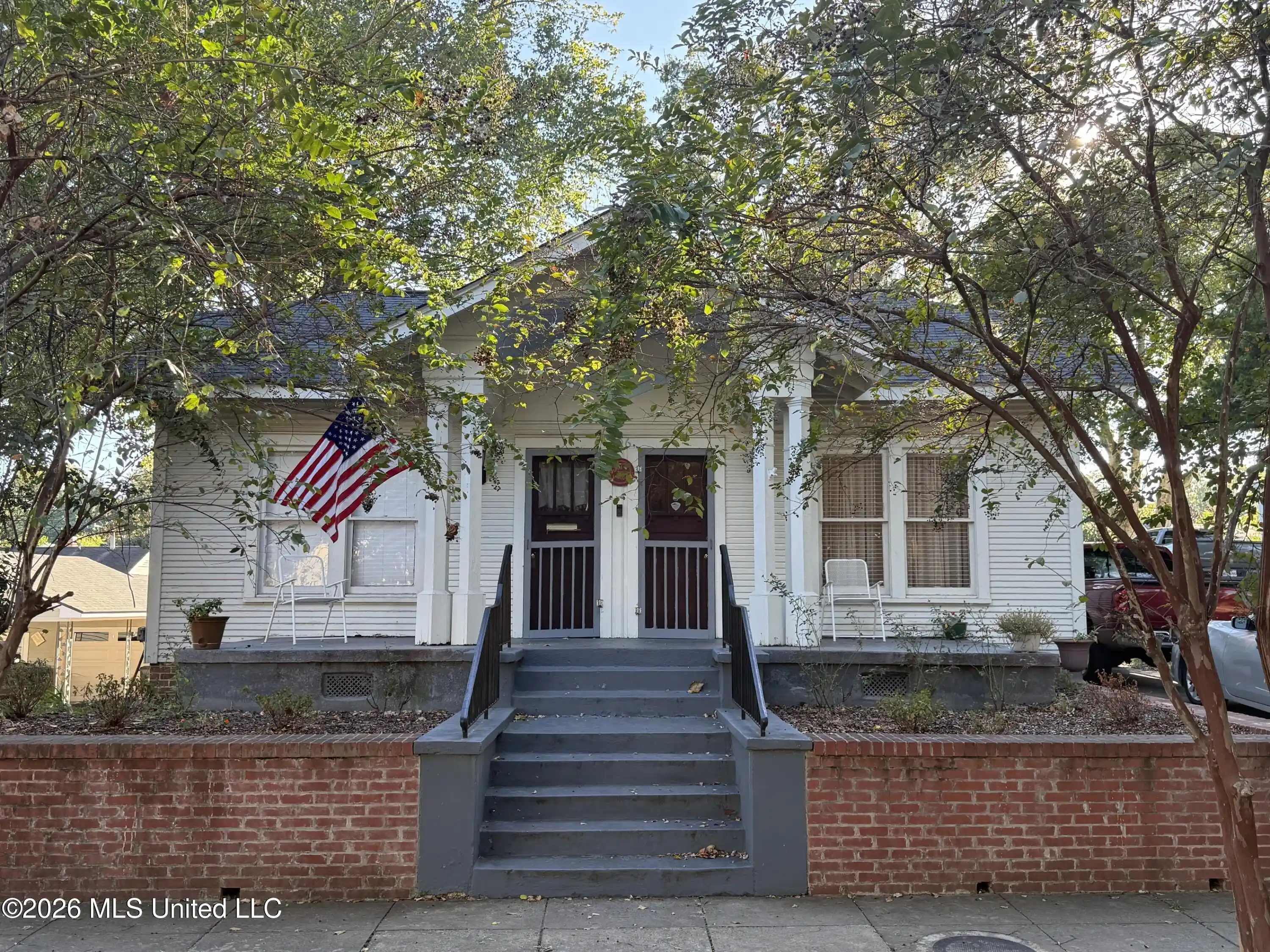 Photo 1 of Single family home for sale at 406 B St, Natchez, MS 39120 | MLS# 4166165 | Listing updated on 2026-10-28