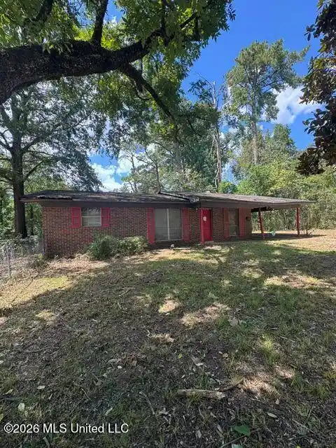 Photo 1 of Single family home for sale at 1925 37th Avenue, Meridian, MS 39307 | MLS# 4166108 | Listing updated on 2026-10-21