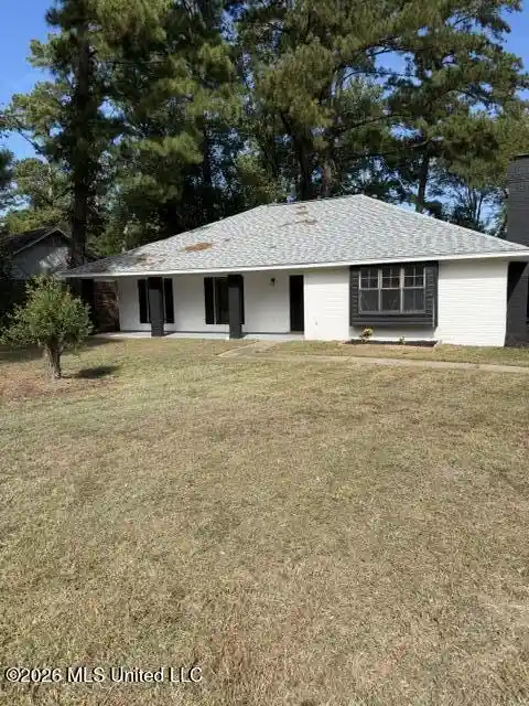 Photo 1 of Single family home for sale at 108 Plum Tree Rd, Brandon, MS 39047 | MLS# 4166229 | Listing updated on 2026-10-22