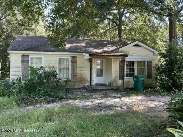 Photo 1 of Sale Pending at 203 S Haynes St, Poplarville, MS 39470 | MLS# 4166212 | Listing updated on 2026-10-22
