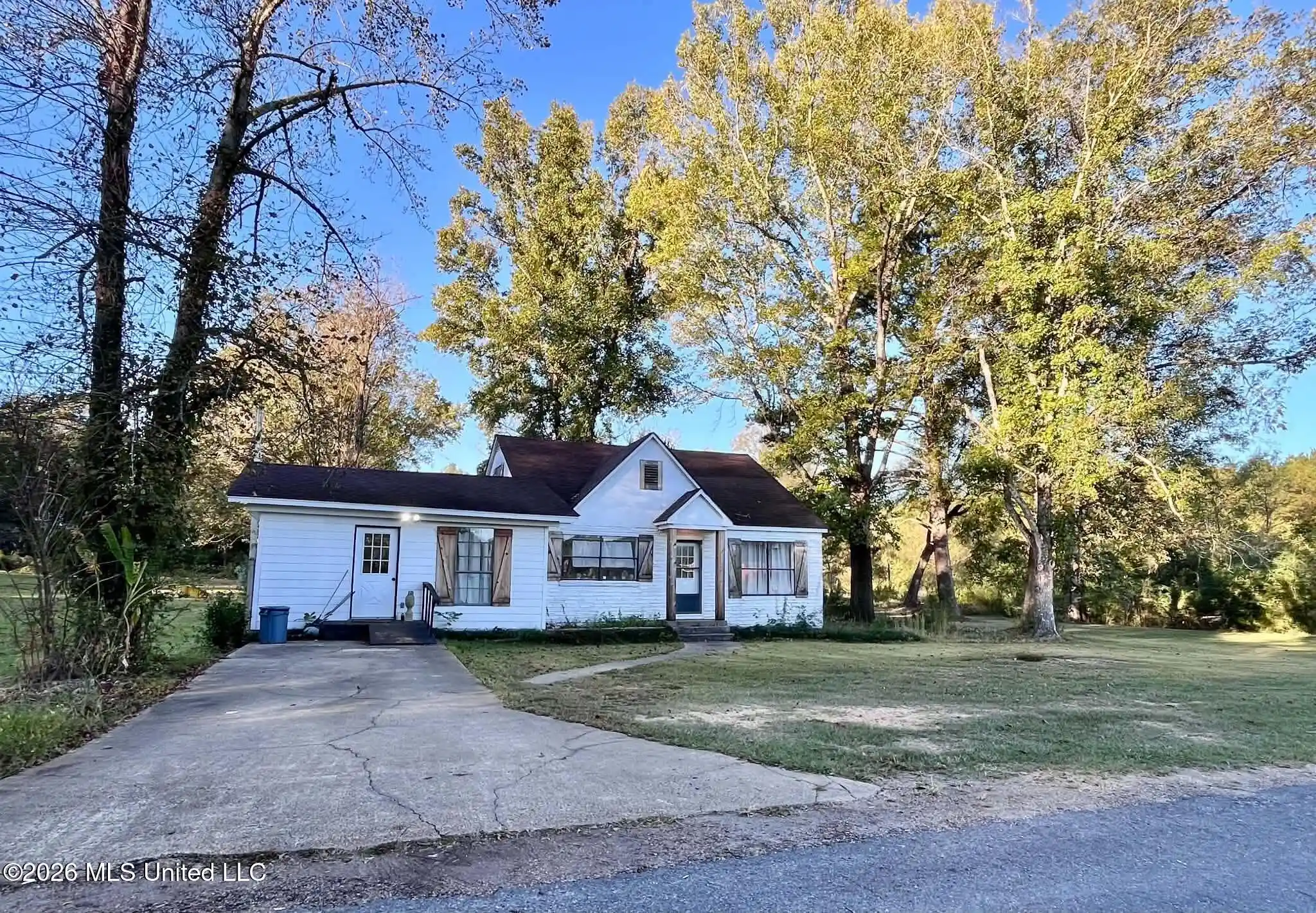 Photo 1 of Single family home for sale at 105 Charles Allen St, Pinola, MS 39149 | MLS# 4166474 | Listing updated on 2026-10-27