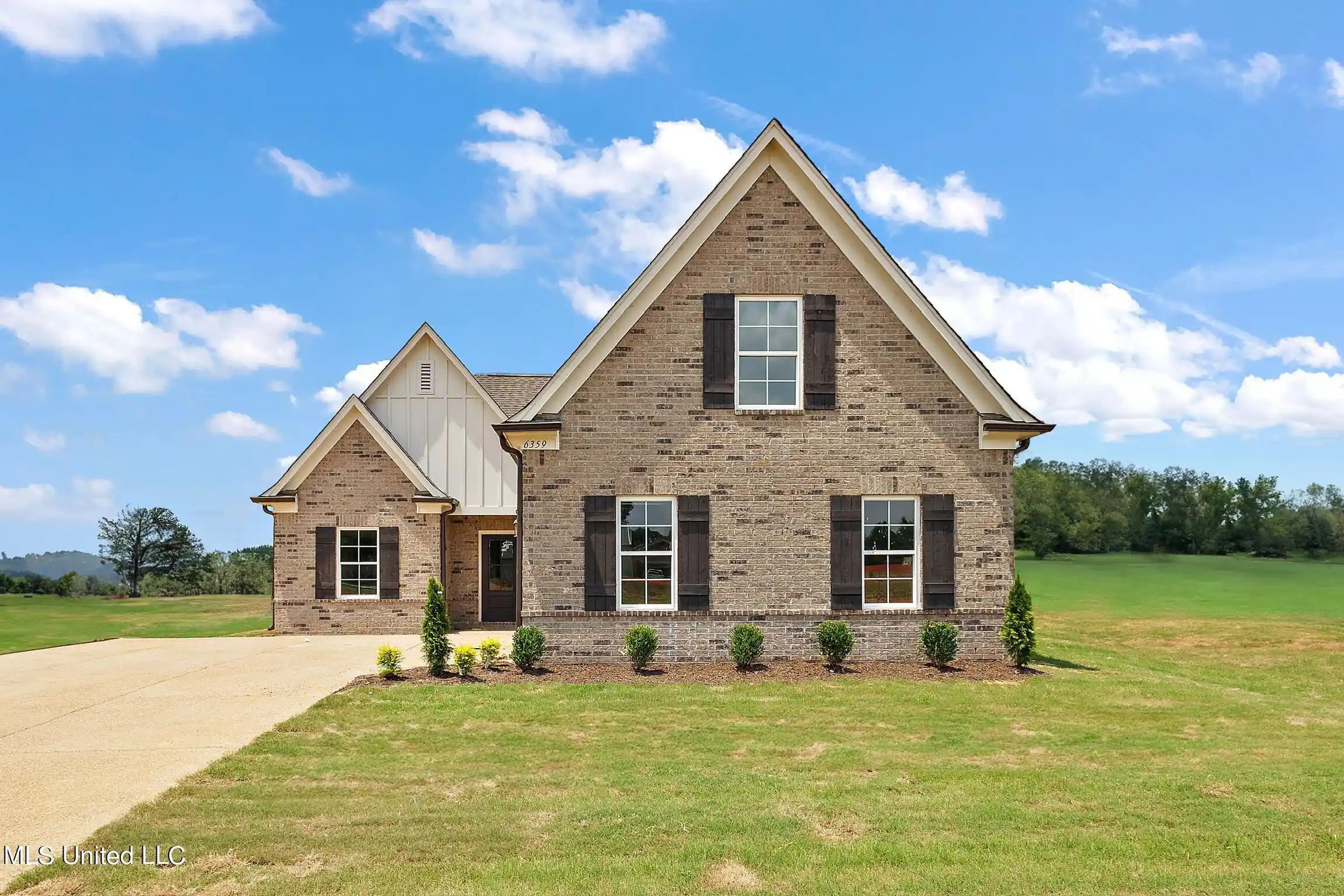 Photo 1 of Single family home for sale at 13799 Lucy Dr, Olive Branch, MS 38654 | MLS# 4166341 | Listing updated on 2026-10-23
