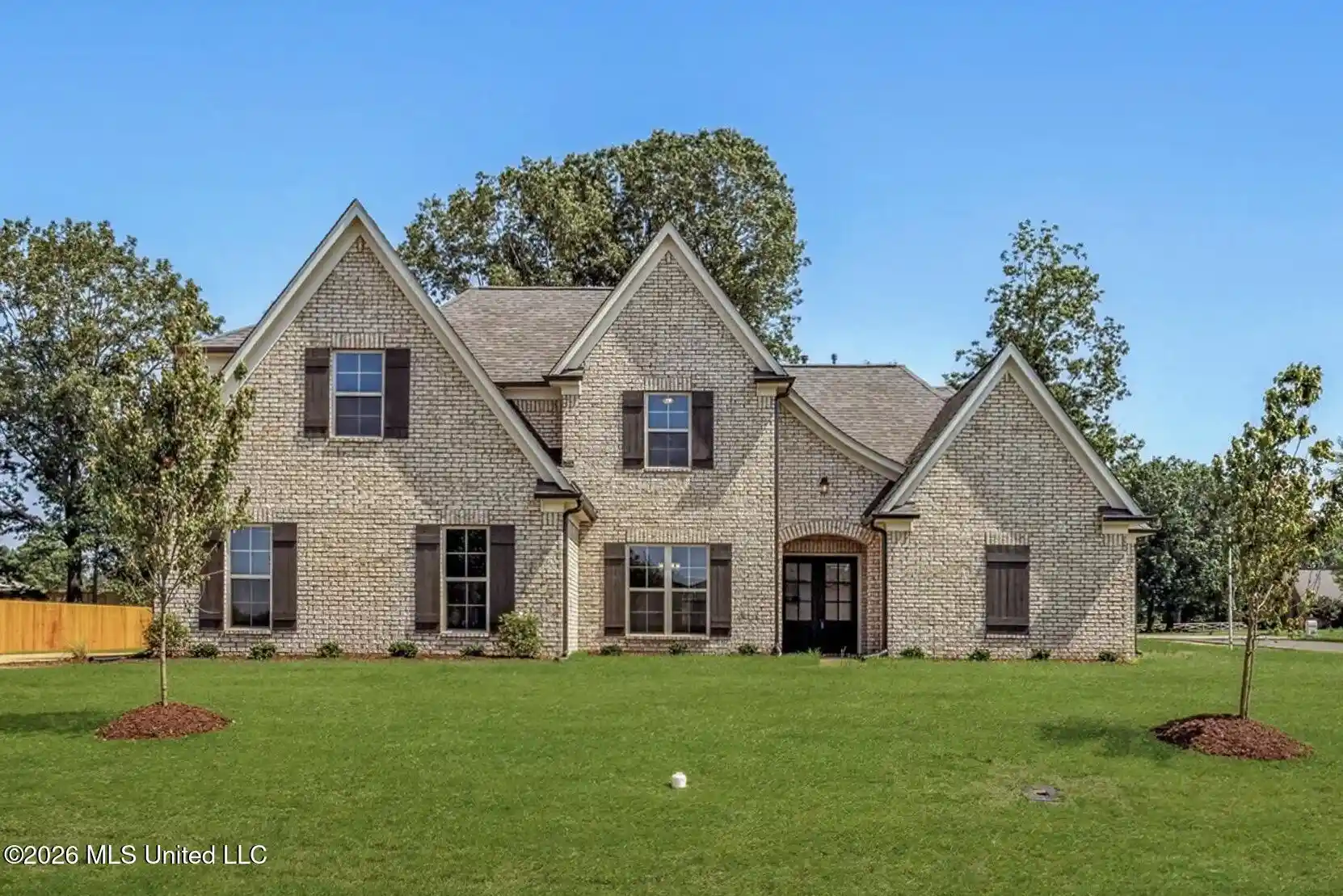 Photo 1 of Sale Pending at 2248 Josie Ln, Hernando, MS 38632 | MLS# 4166306 | Listing updated on 2026-10-22
