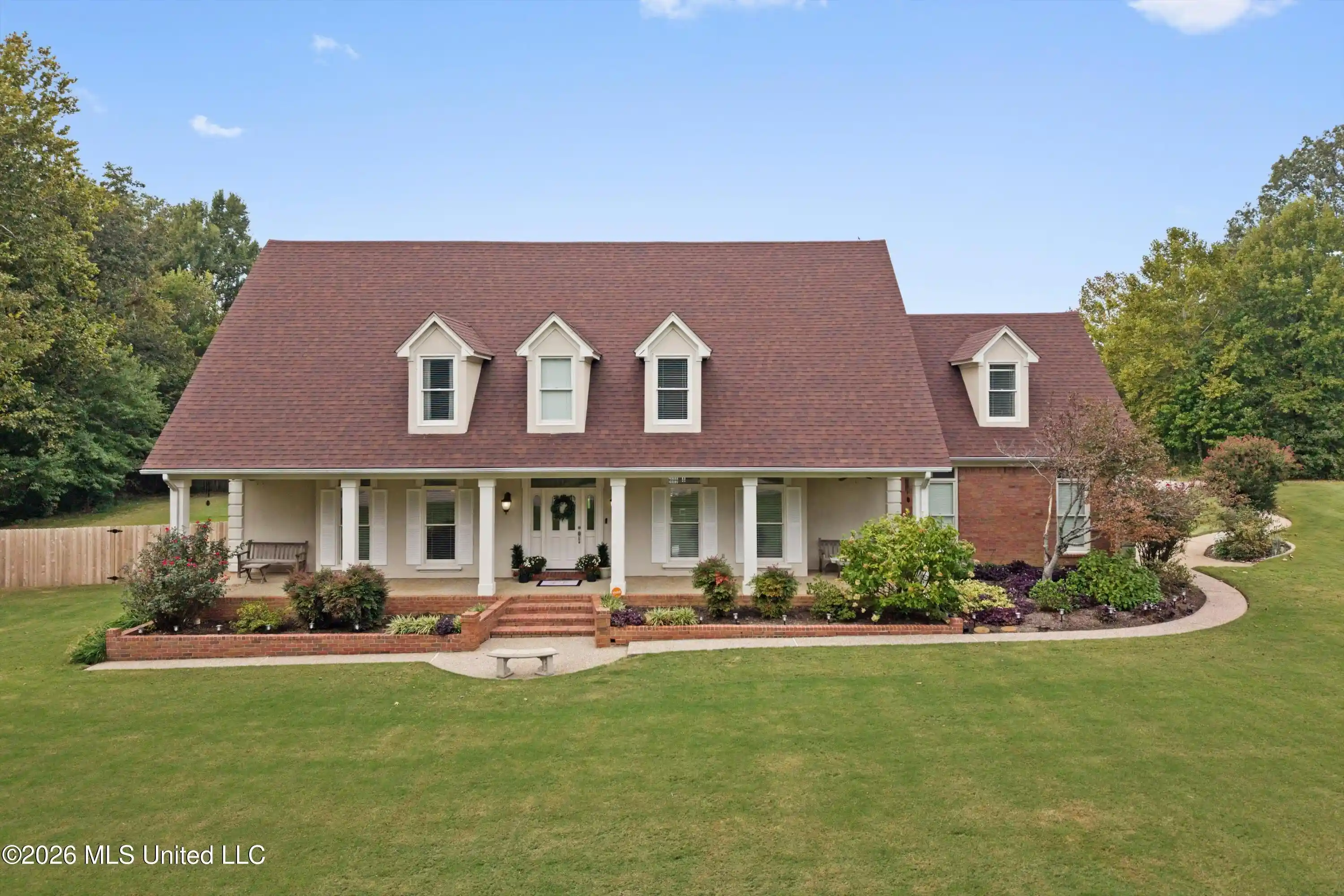 Photo 1 of Single family home for sale at 8083 Windersgate Dr, Olive Branch, MS 38654 | MLS# 4166523 | Listing updated on 2026-10-27