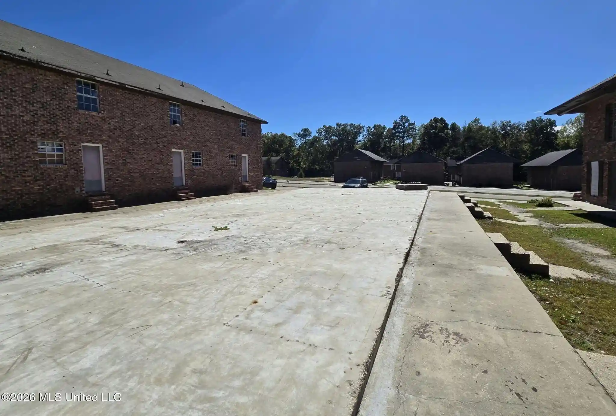 Photo 1 of Land for sale at 105 Plantation Blvd, Hattiesburg, MS 39401 | MLS# 4166554 | Listing updated on 2026-10-26