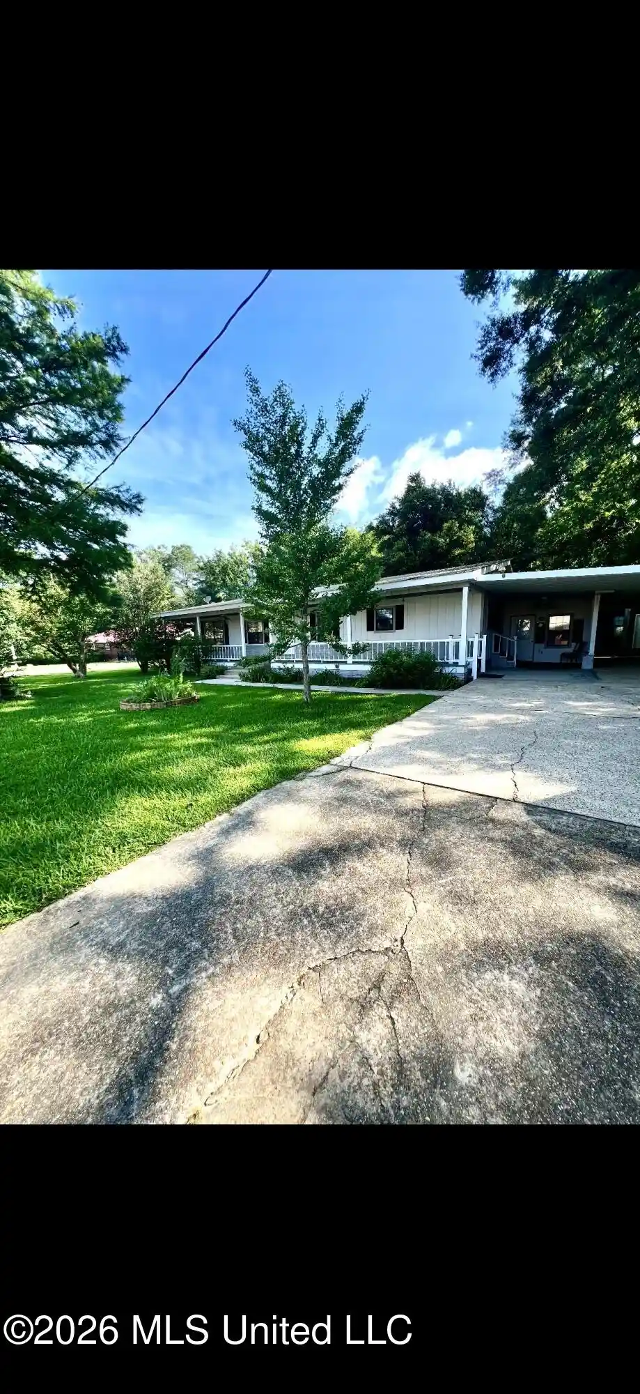 Single family home for sale at 303 N Main St, Mount Olive, MS 39119 | MLS# 4166556