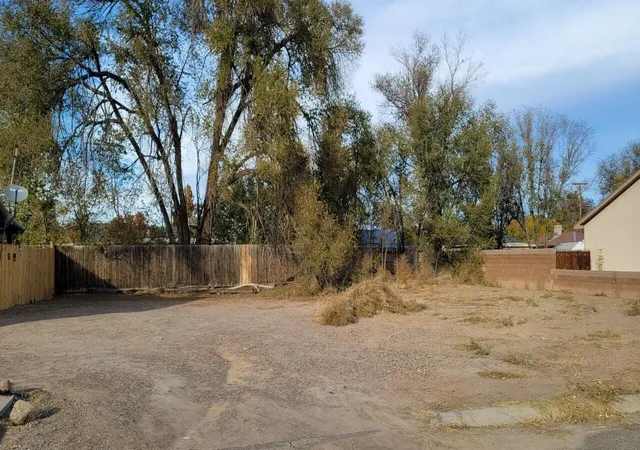 1st image of 216 Arizona, Belen, NM 87002 | MLS# 1004352
