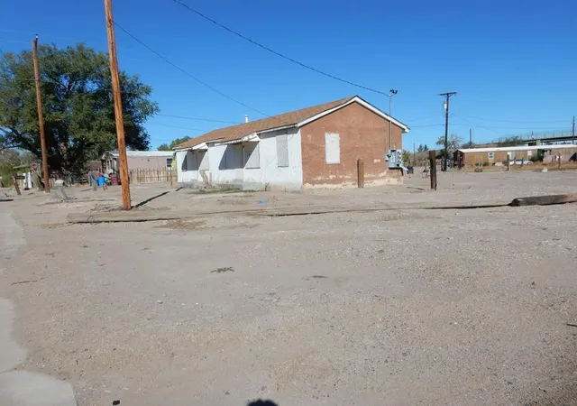 1st image of 106 W Ross Ave, Belen, NM 87002 | MLS# 1033260