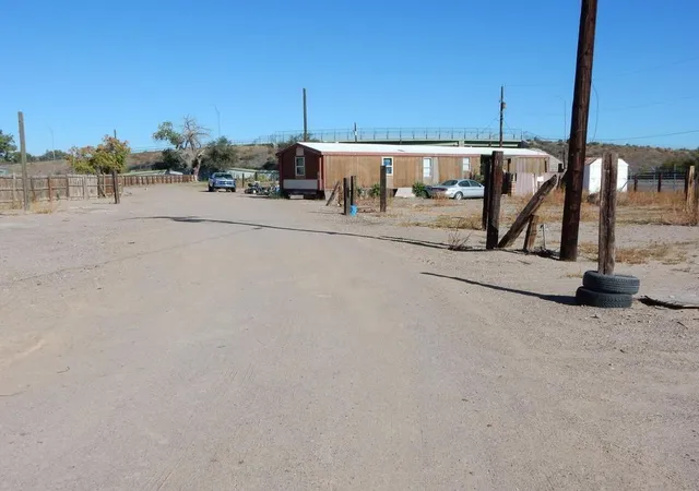 3rd image of 106 W Ross Ave, Belen, NM 87002 | MLS# 1033260