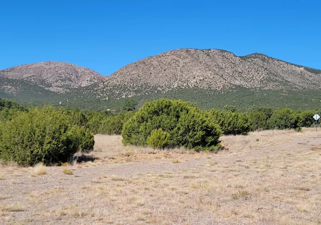 1st image of 32 Camino Monte Azul, Edgewood, NM 87015 | MLS# 1055026