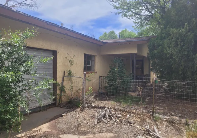 1st image of 241 El Cerro Lp, Los Lunas, NM 87031 | MLS# 1062526
