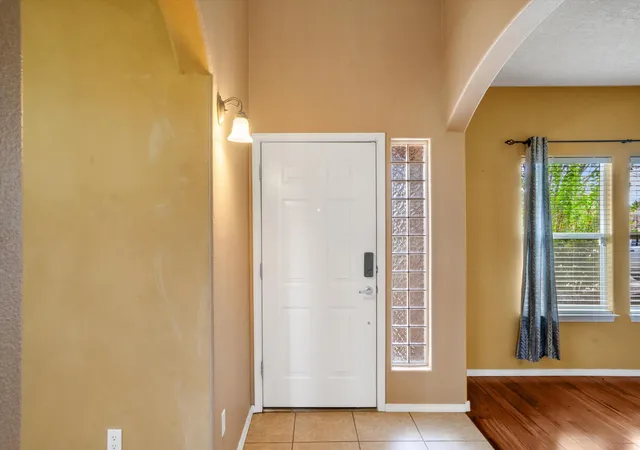 Photo 3 of Single family home for sale at 1501 Via Verane Dr SE, Rio Rancho, NM 87124 | MLS# 1072476 | Listing updated on 2026-08-28
