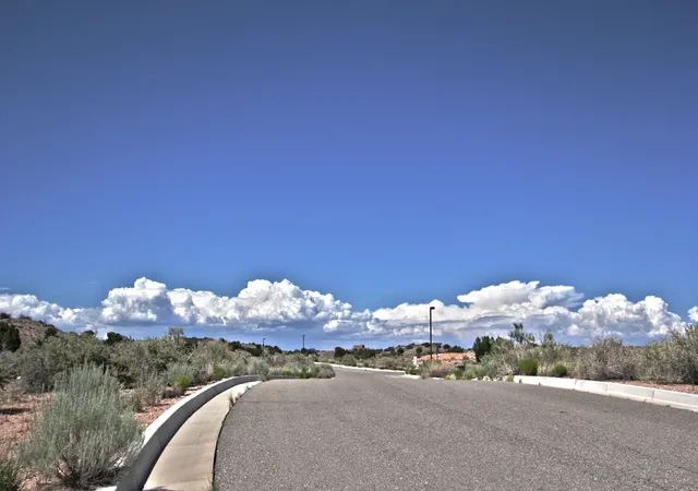 3rd image of 5725 Highland Meadows Dr Ne, Rio Rancho, NM 87144 | MLS# 1074987