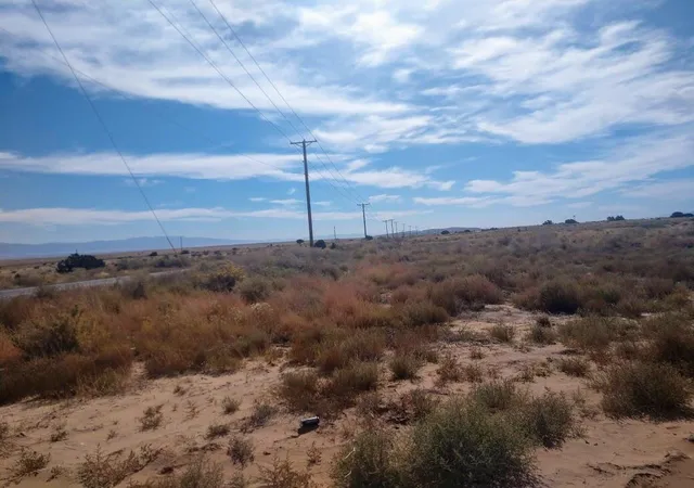 Photo 2 of Land for sale at 18900 Frontage Rd Sw, Albuquerque, NM 87121 | MLS# 1076709 | Listing updated on 2026-07-22