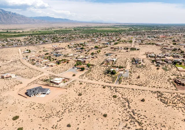 2nd image of 6901 Vatapa Rd Ne, Rio Rancho, NM 87144 | MLS# 1079742
