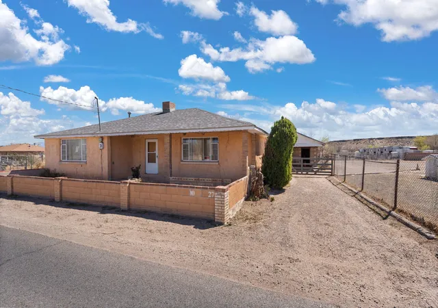 Photo 3 of Single family home for sale at 2700 Malpais Rd Sw, Albuquerque, NM 87105 | MLS# 1081003 | Listing updated on 2026-09-30