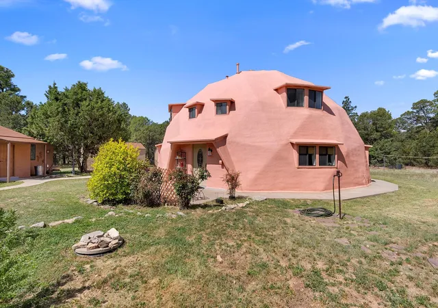 Photo 2 of Single family home for sale at 20 Hummingbird Ln, Tijeras, NM 87059 | MLS# 1085077 | Listing updated on 2026-08-26