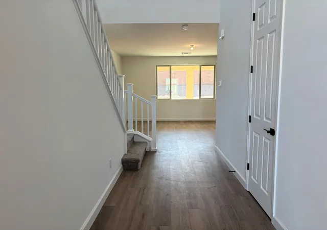 Photo 3 of Sale Pending at 3113 Alicia Rd Ne, Rio Rancho, NM 87144 | MLS# 1085639 | Listing updated on 2026-09-01