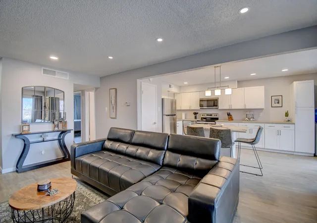 1st image of 4713 Country Club Ln Nw #D-4, Albuquerque, NM 87114 | MLS# 1087917