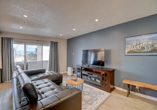 3rd image of 4713 Country Club Ln Nw #D-4, Albuquerque, NM 87114 | MLS# 1087917