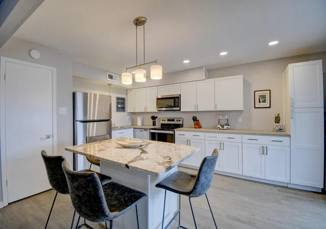 4th image of 4713 Country Club Ln Nw #D-4, Albuquerque, NM 87114 | MLS# 1087917