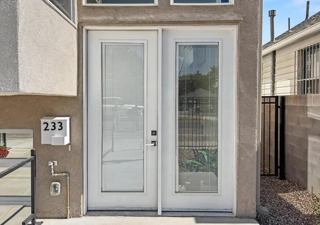Photo 3 of Townhouse for sale at 233 Stover Ave Sw, Albuquerque, NM 87102 | MLS# 1088822 | Listing updated on 2026-08-27