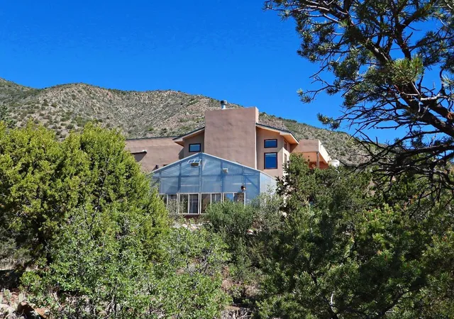 Photo 3 of Single family home for sale at 30 Skyview Ln, Edgewood, NM 87015 | MLS# 1088982 | Listing updated on 2026-08-17